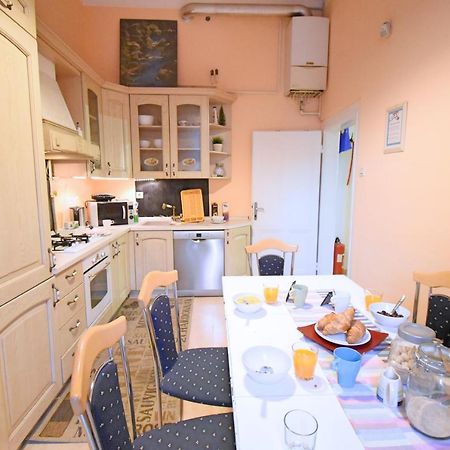 Donos Art Apartment Zagreb Exteriör bild